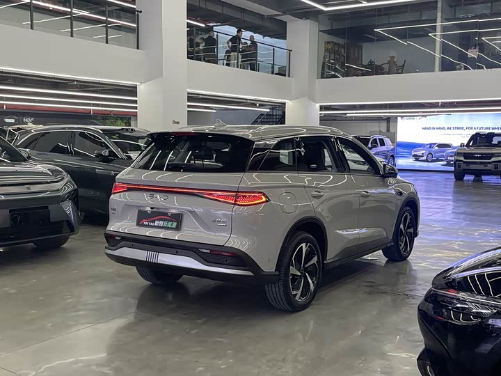 BYD Sea Lion 05 DM-i Hybrid, 2024 — фото 5 из 9