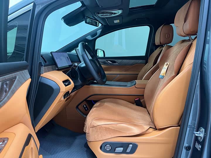 Wey 80 Hybrid, 2025 — фото 3 из 9