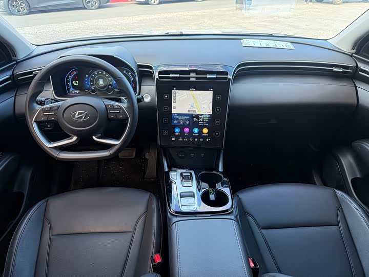 Hyundai Tucson L, 2024 — фото 8 из 9