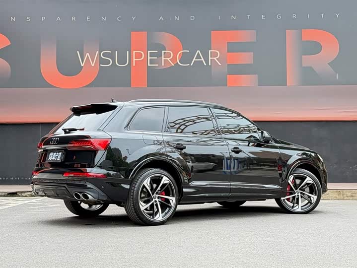 Audi SQ7, 2024 — фото 3 из 9