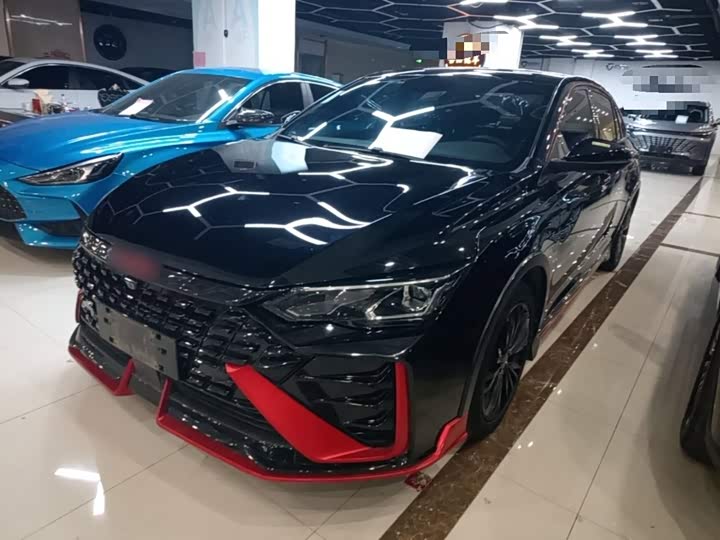 Dongfeng Aeolus Yixuan Max, 2022 — купить в Саранске под ключ