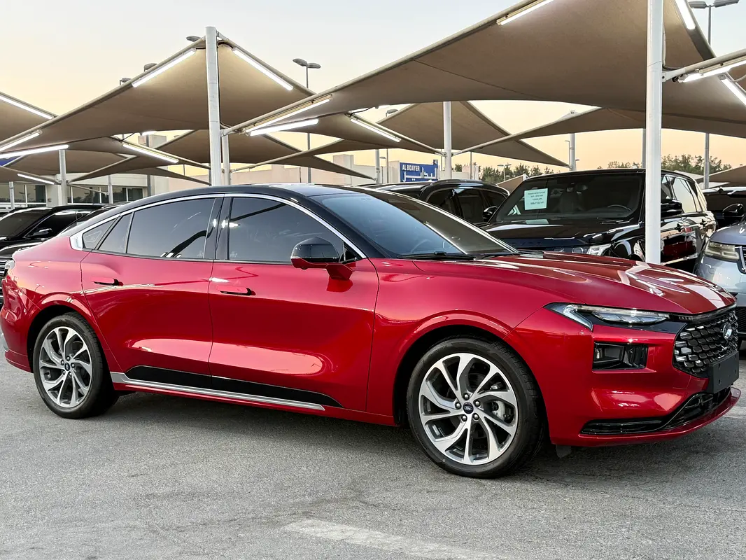 Ford Taurus, 2025 — фото 5 из 10