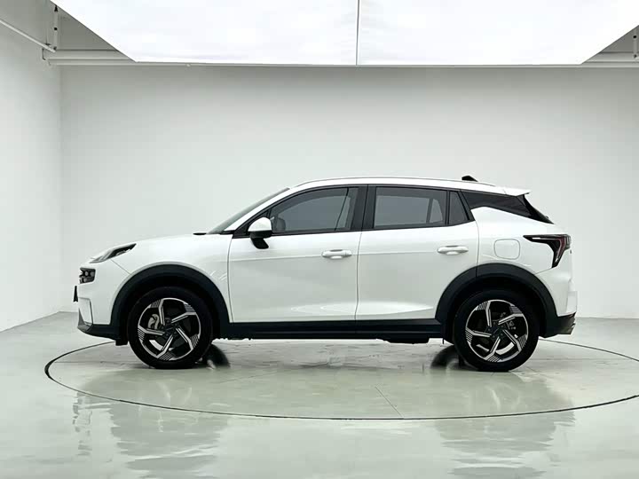 Lynk & Co 06 EM-P Hybrid, 2022 — фото 8 из 9