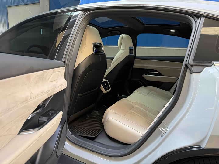 Mazda EZ-6, 2025 — фото 8 из 9