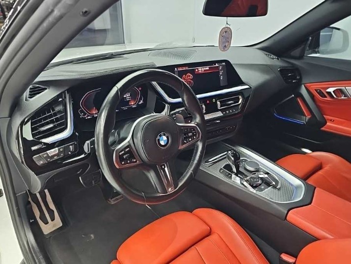 BMW Z4, 2023 — фото 6 из 12