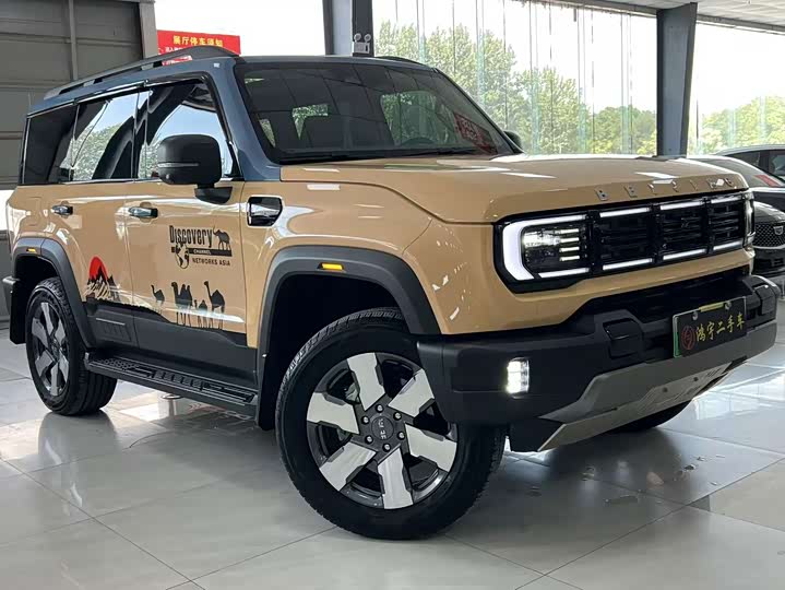 BAIC Beijing BJ40 Hybrid, 2025 — фото 3 из 9