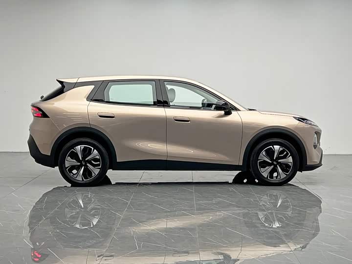 Changan Qiyuan (Nevo) Q05, 2026 — фото 7 из 9