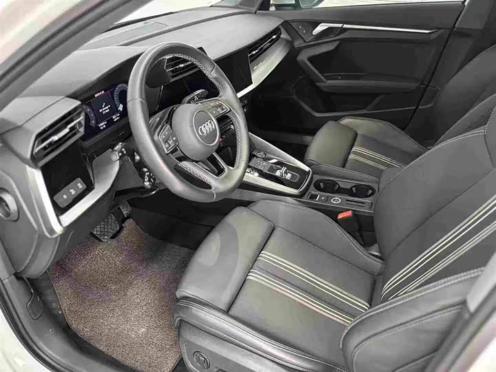 Audi A3, 2022 — фото 9 из 9