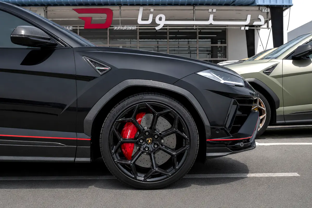 Lamborghini Urus, 2024 — фото 8 из 10