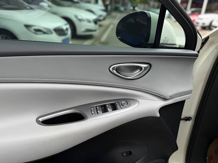 BYD Sea Lion 06 Hybrid/EV, 2025 — фото 7 из 9