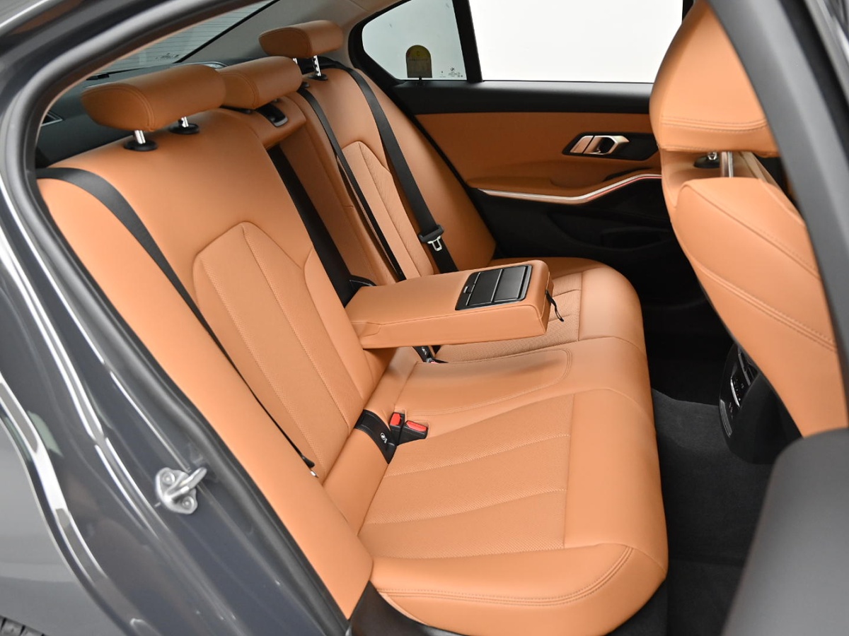 BMW 3 Series, 2025 — фото 11 из 12