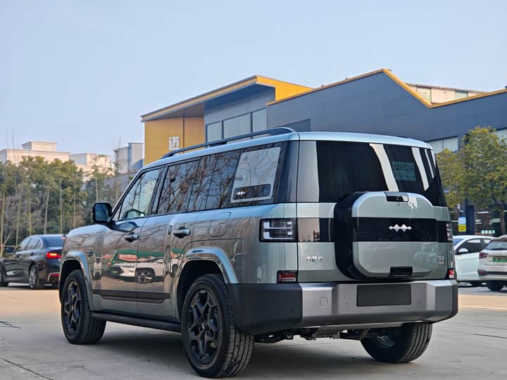 BYD FangChengBao Titanium 7 (Tai 7), 2025 — фото 6 из 9