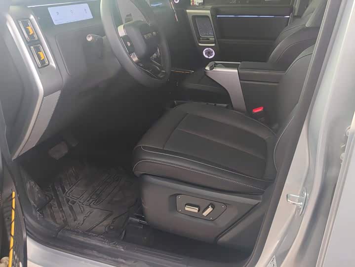Chery iCar V23, 2025 — фото 9 из 9