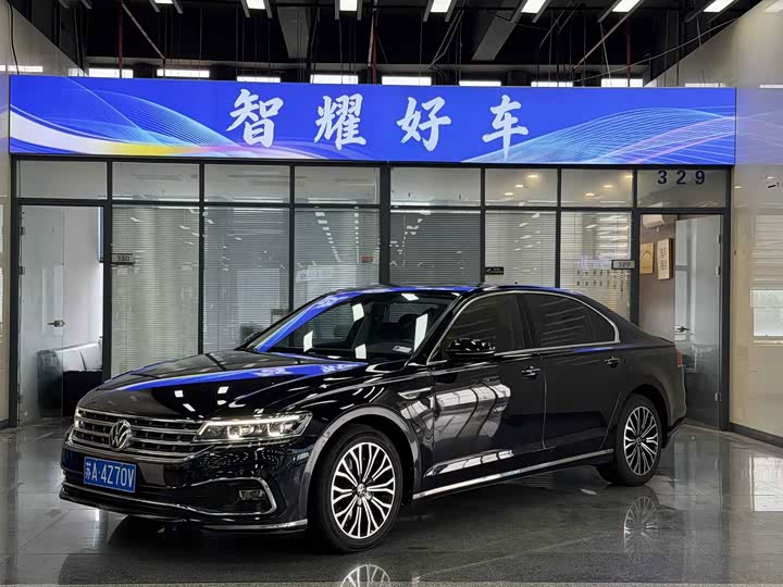 Volkswagen Phideon, 2022 — купить в Туле под ключ