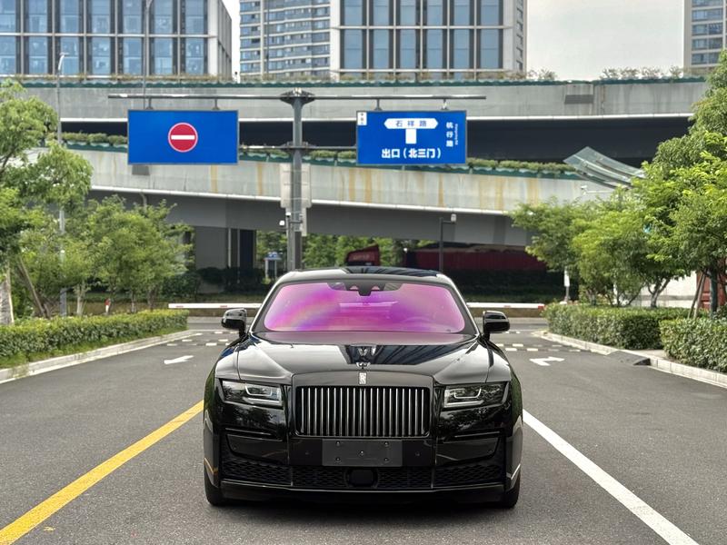 Rolls-Royce Ghost, 2023 — фото 2 из 9