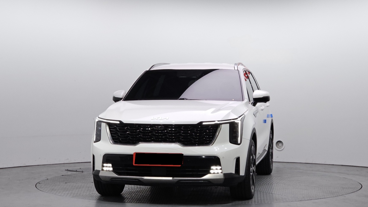 Kia Sorento, 2023 — фото 3 из 12