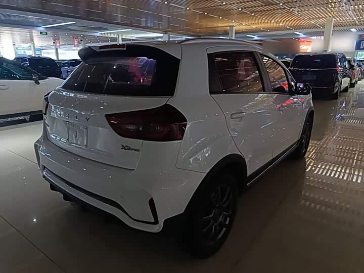 Geely Vision X3, 2021 — фото 7 из 9