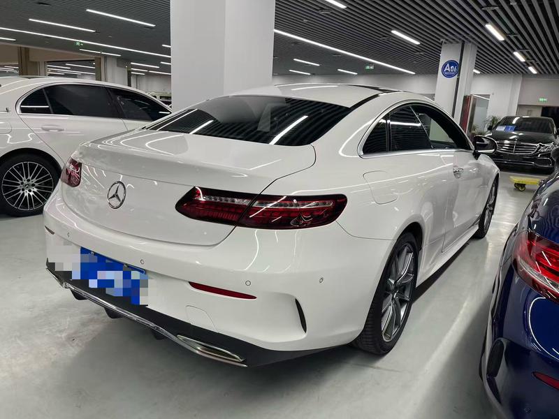 Mercedes-Benz E-Class, 2023 — фото 6 из 12