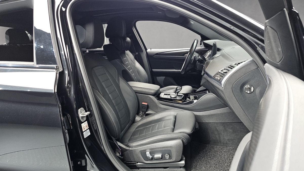 BMW X4, 2022 — фото 12 из 12