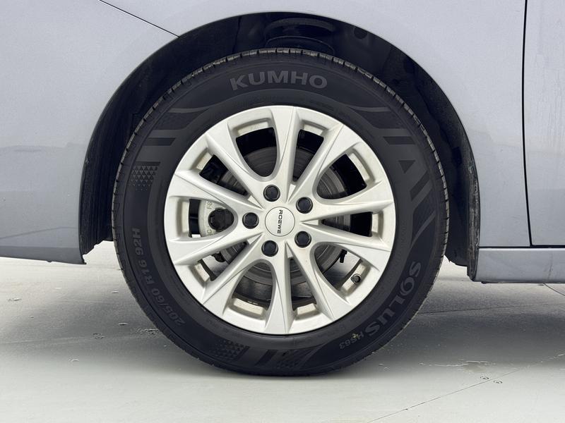 Roewe i5, 2025 — фото 4 из 12