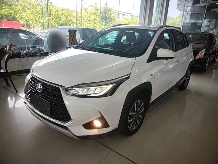 Toyota Yaris L Hatchback, 2021 — фото 2 из 9