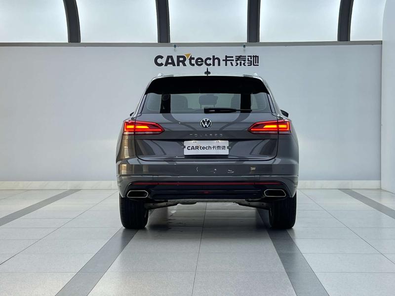 Volkswagen Touareg, 2023 — фото 4 из 8