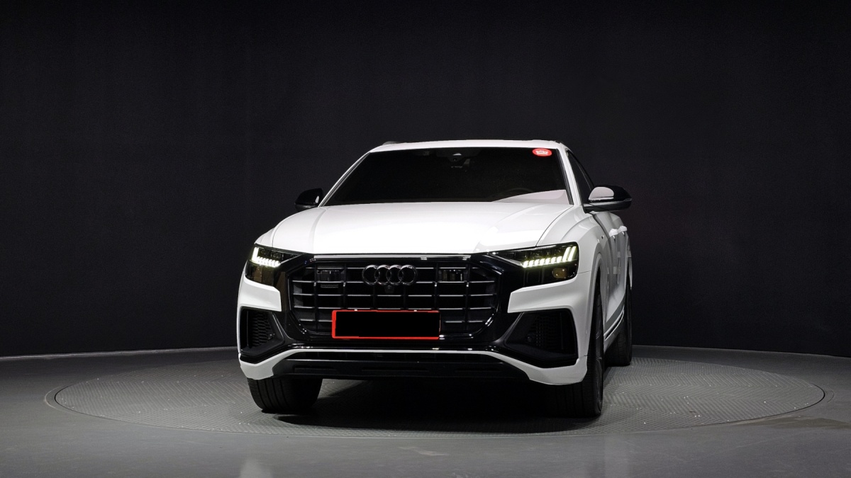 Audi Q8, 2022 — фото 3 из 12