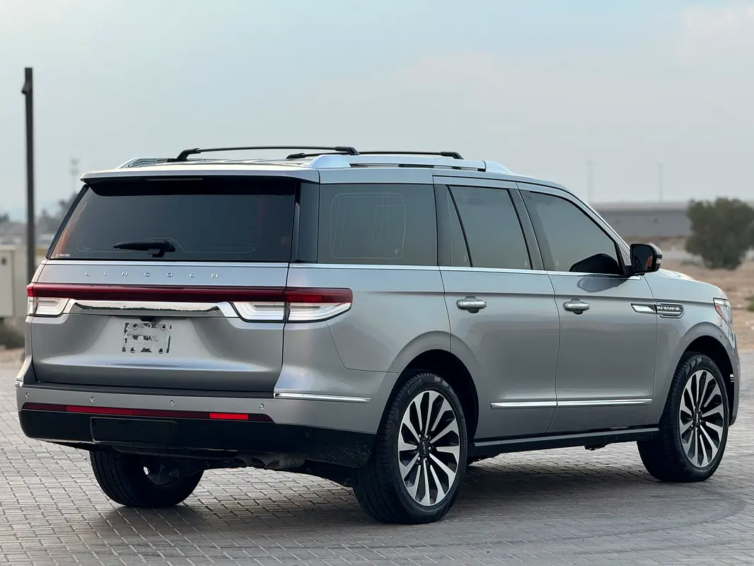 Lincoln Navigator, 2024 — фото 6 из 10