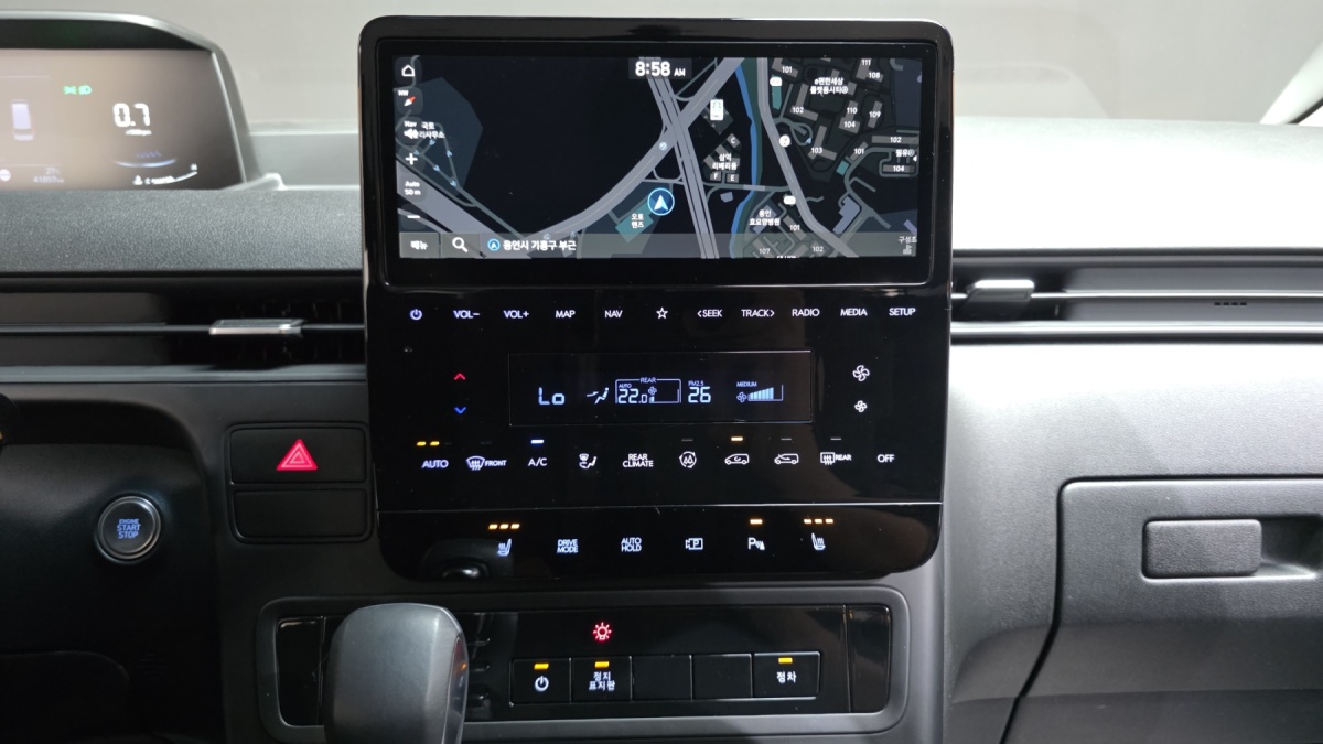 Hyundai Staria, 2023 — фото 11 из 12