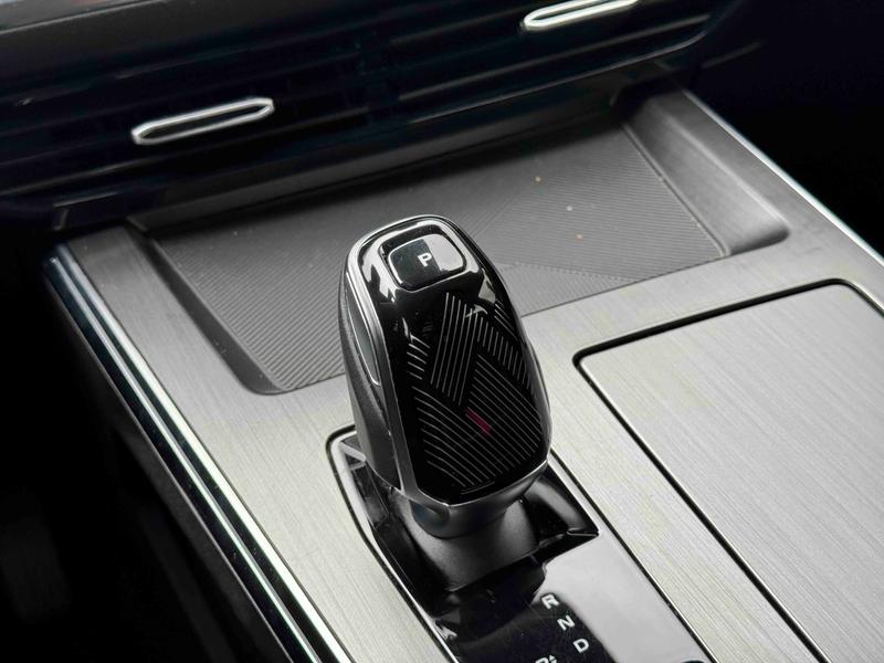 Roewe RX5 Max, 2022 — фото 11 из 12