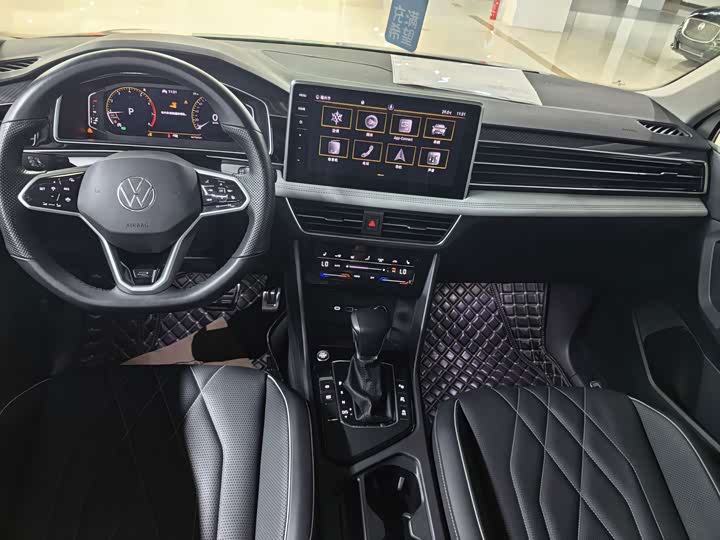 Volkswagen Tiguan L Pro, 2022 — фото 6 из 9