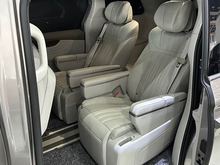 Roewe iMax 8, 2024 — фото 5 из 9