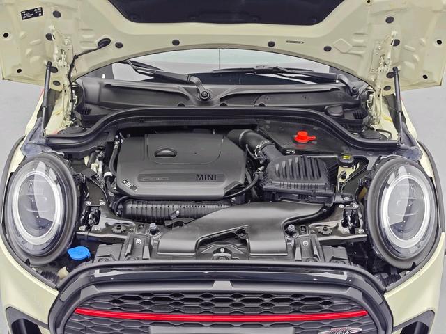Mini Mini JCW, 2022 — фото 12 из 12