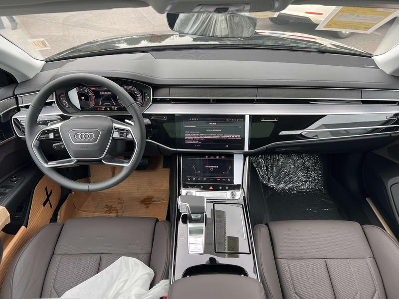 Audi A8, 2025 — фото 6 из 10