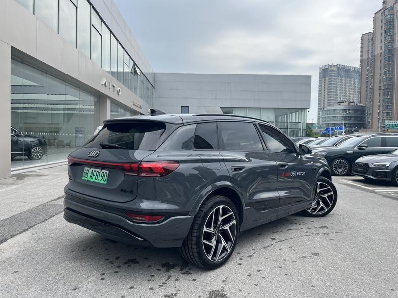 Audi Q6L e-tron, 2025 — фото 5 из 11