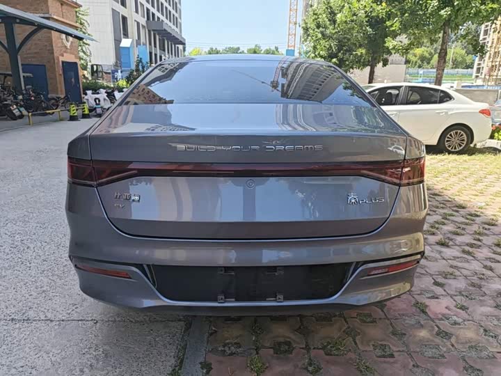 BYD Qin Plus, 2023 — фото 6 из 9