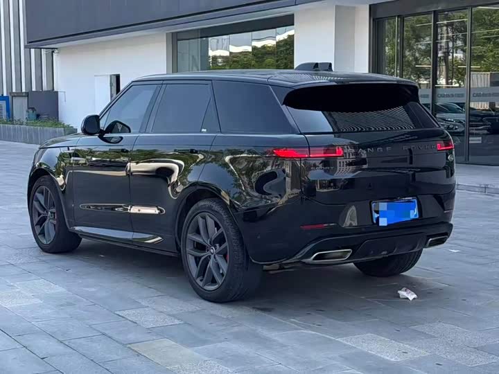 Land Rover Range Rover Sport, 2024 — фото 2 из 9