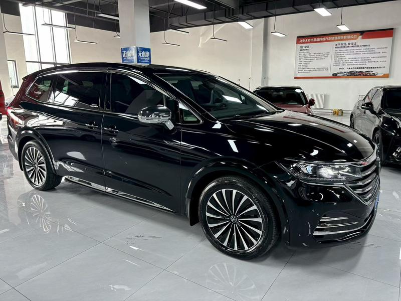 Volkswagen Viloran, 2022 — фото 3 из 10