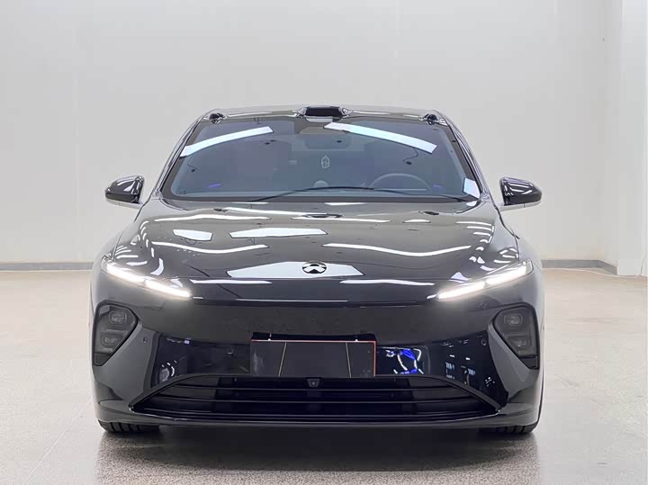 Nio ET7, 2025 — фото 2 из 9