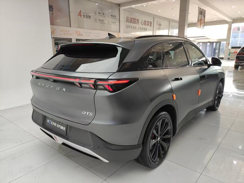 BAIC Arcfox Alpha T5, 2023 — фото 7 из 12