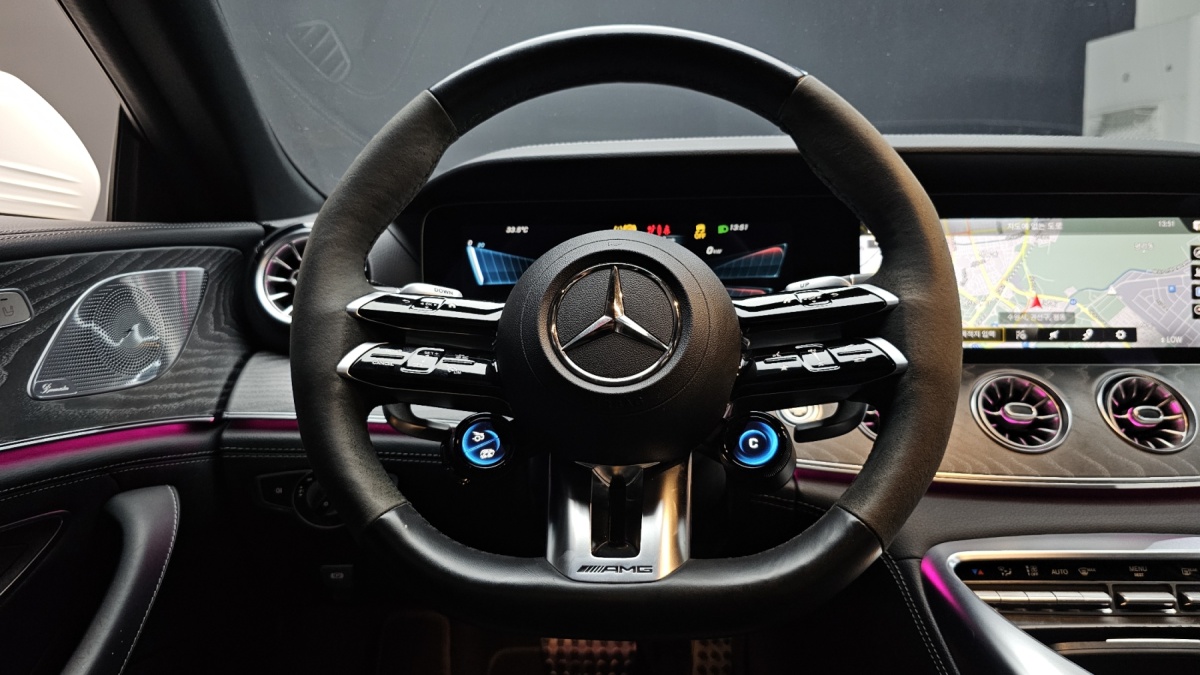 Mercedes-Benz AMG GT, 2023 — фото 11 из 12