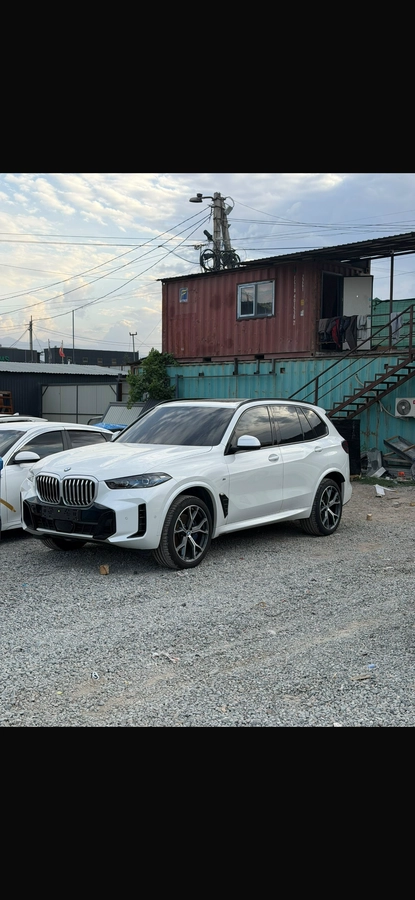 BMW X5 M, 2025