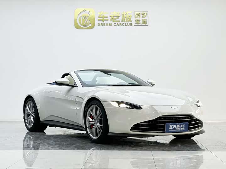Aston Martin V8 Vantage, 2022 — фото 3 из 9