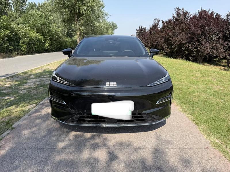 Geely Galaxy Starshine 8 EM-i, 2025 — фото 2 из 10