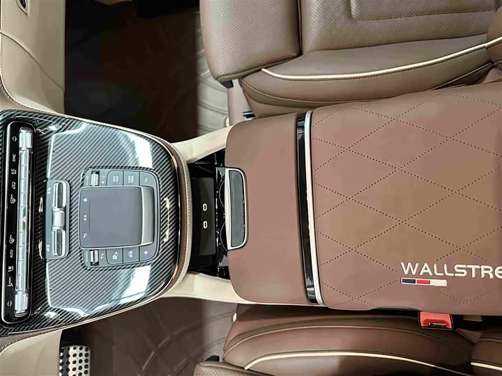 Mercedes-Benz V-Class, 2024 — фото 9 из 9