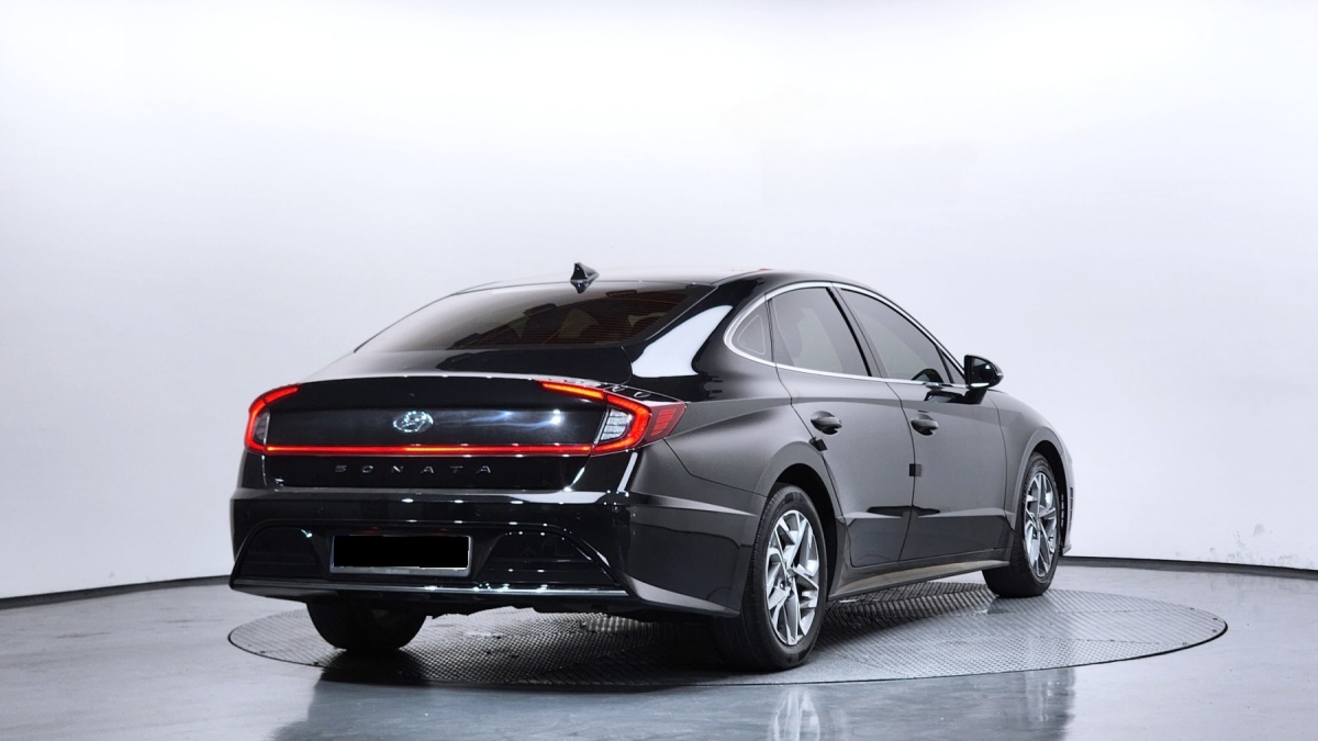 Hyundai Sonata, 2022 — фото 2 из 12