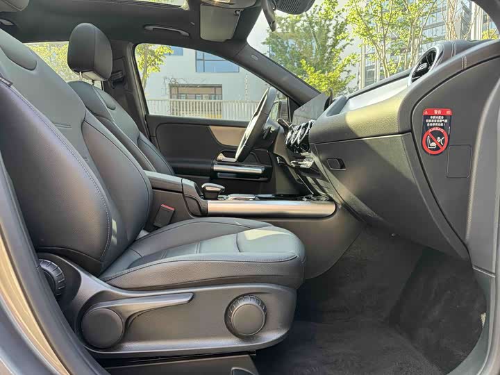 Mercedes-Benz GLA-Class, 2022 — фото 8 из 9