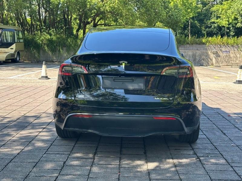 Tesla Model Y, 2023 — фото 5 из 10
