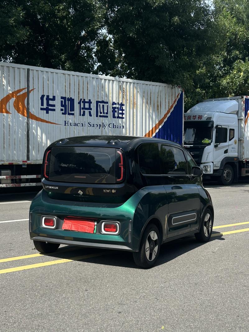 Baojun KiWi EV, 2022 — фото 5 из 9