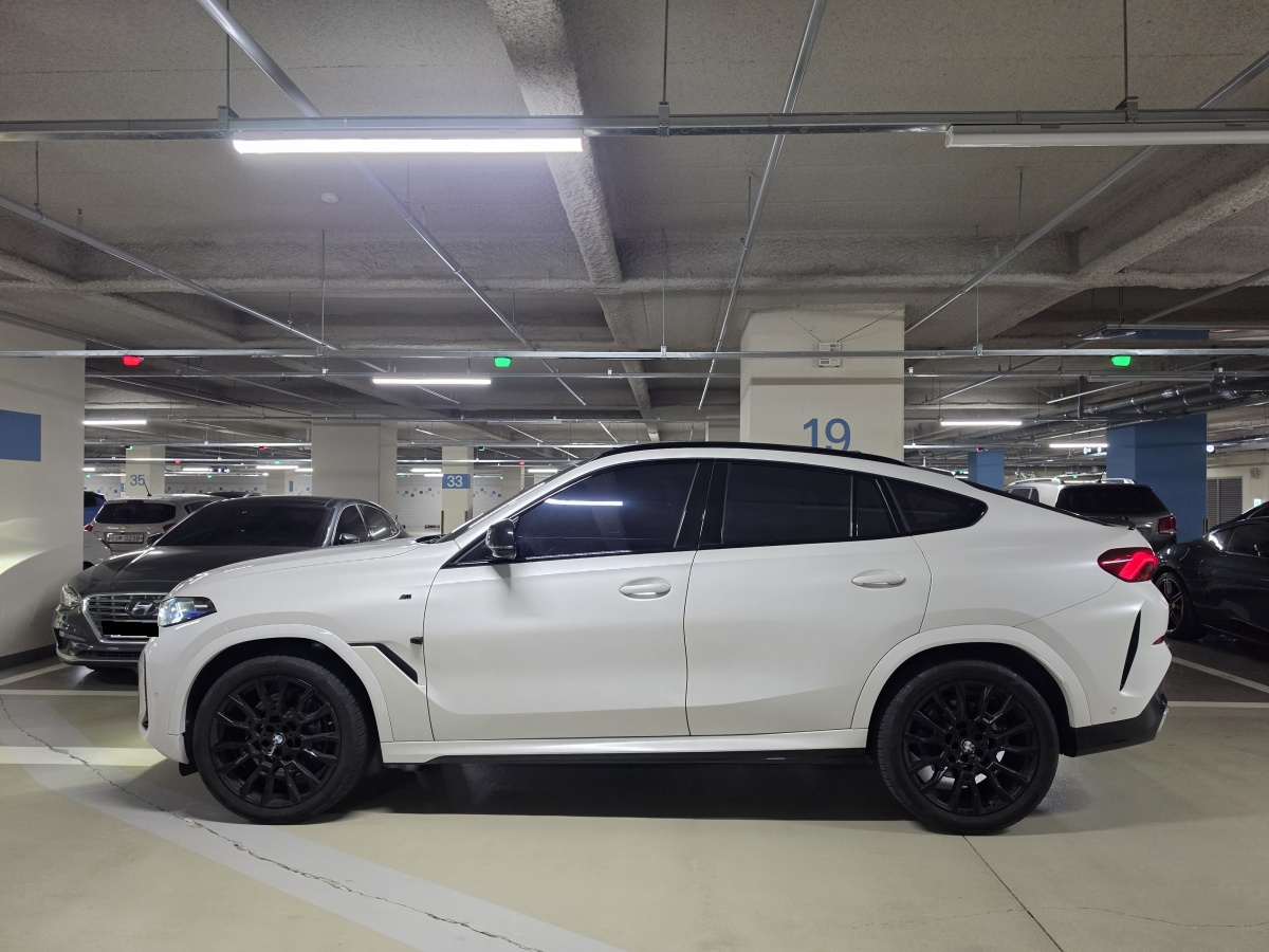 BMW X6, 2024 — фото 5 из 7